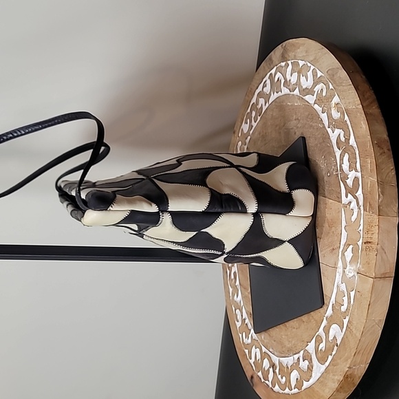 Fifth Avenue Handbags Black & White Pinwheel Squares Faux Leather Crossbody - Picture 7 of 12